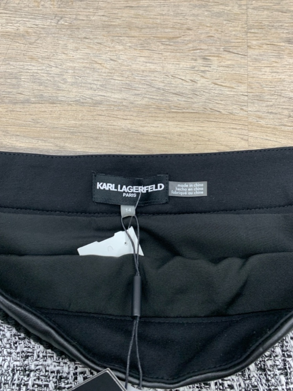 Karl Lagerfeld Black and White Tweed A-Line Skirt New With Tags - Picture 2 of 4